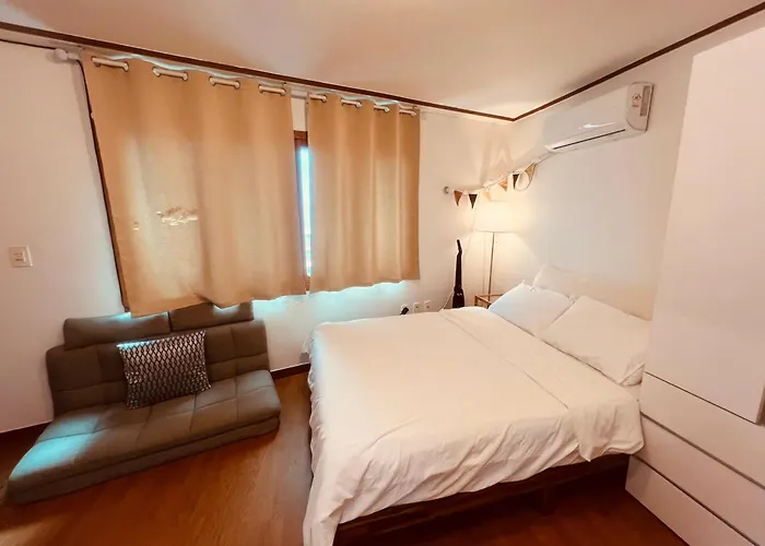 Jin House